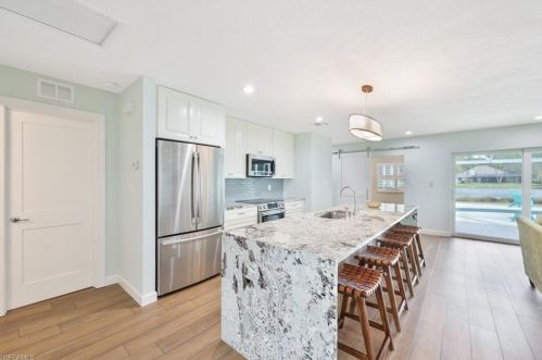 2218 Kings Lk Blvd, Naples FL 34112-5328 exterior