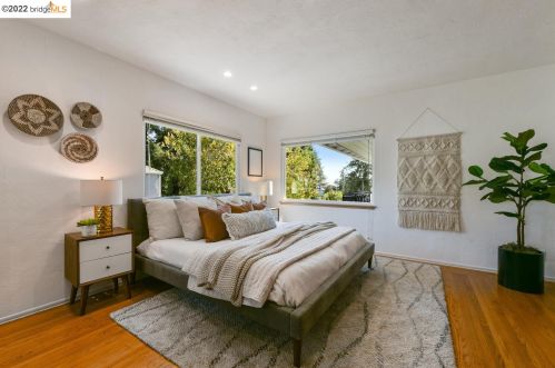 154 Avenida Dr, Berkeley CA 94708-2145 exterior