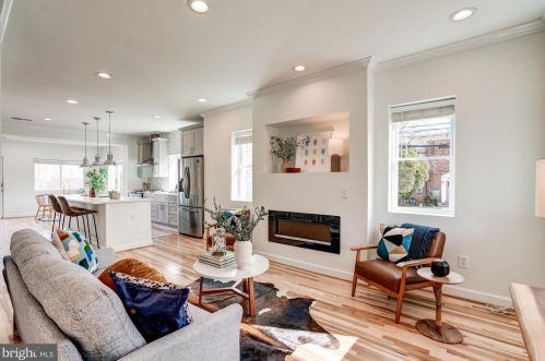 401 Delafield Pl, Washington DC  20011-6112 exterior