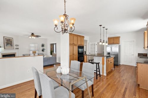 2415 2nd St, Arlington VA  22204-2011 exterior