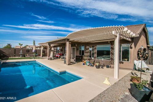3751 Gleneagle Pl, Chandler AZ 85249-9445 exterior