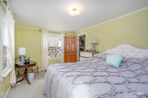 3644 Balsam Ave, Grand Rapids MI 49525-2472 exterior