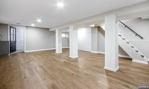 170 Quackenbush Ave, Dumont NJ 07628-3037 exterior