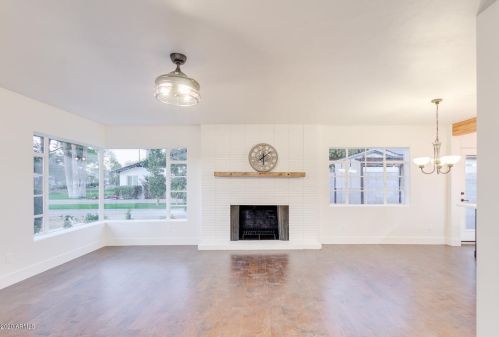 5323 6th St, Phoenix AZ  85012-1451 exterior