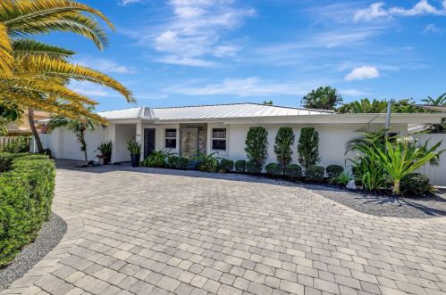 940 18th St, Boca Raton, FL 33486-6824
