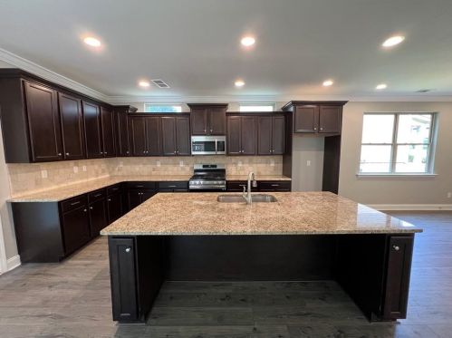 2618 Lake Manor Cir, Duluth GA 30096-4905 exterior