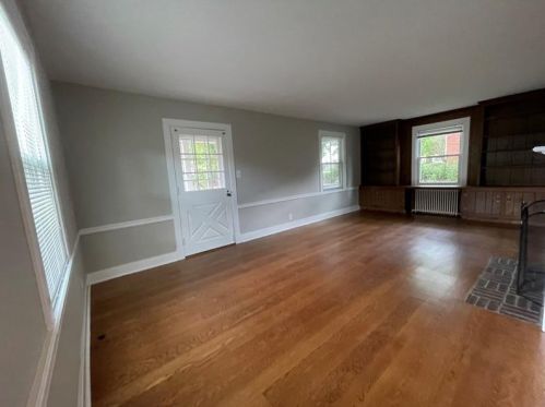 7800 Perry Hwy, Pittsburgh PA  15237-2097 exterior