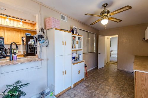 1424 Chapala Dr, Tucson AZ  85704-2037 exterior