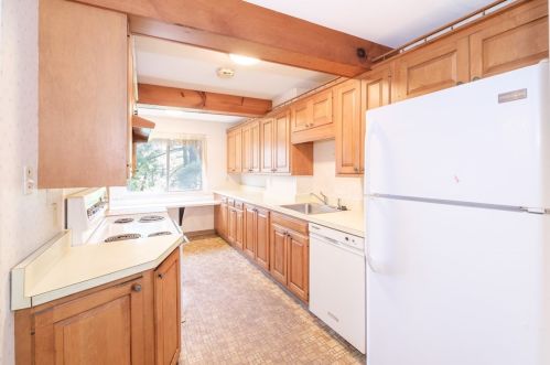 417 Ashland Ave, Pittsburgh PA 15228-2214 exterior