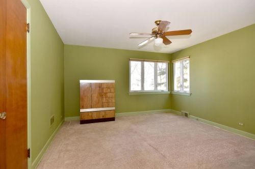 6696 Olympia Ave, Chicago IL 60631-1518 exterior