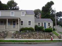 207 Elliot St, Newton MA 02464-1231 exterior