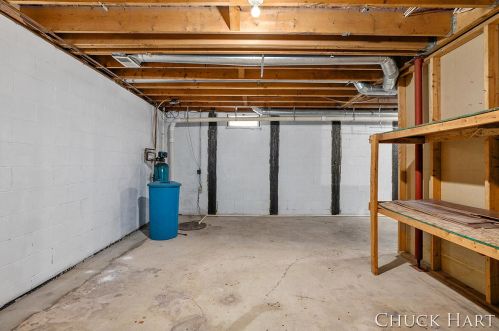 602 Crooks St, Belding MI 48809-1828 exterior