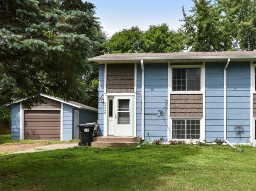 26200 8th St, Zimmerman, MN 55398-9311