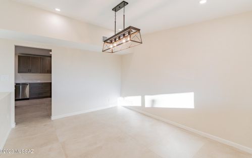 5862 Camino Arenosa, Tucson AZ  85718-4650 exterior