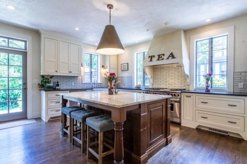 652 Cumberland Cir, Atlanta GA 30306-3203 exterior