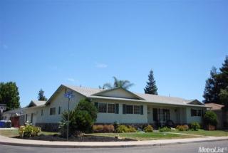 1990 Clemson Ct, Turlock, CA 95382-1814