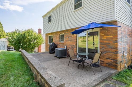 941 Margaretta Ave, Pittsburgh PA  15234-1301 exterior