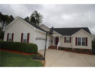 208 Kingsford Dr, Stanley, NC 28164-1595