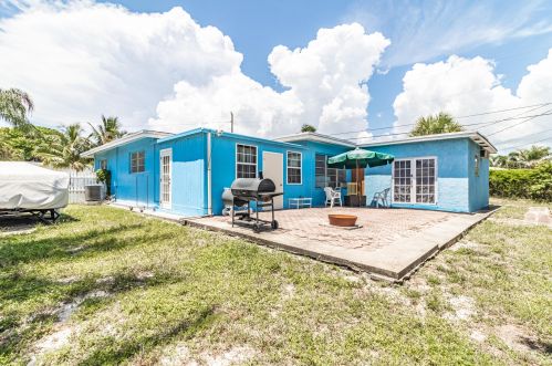 269 12th St, Boca Raton, FL 33432-7170