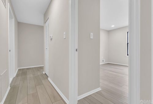 350 Lancaster Ct, Piscataway NJ 08854-6223 exterior