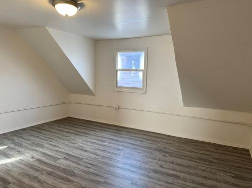 321 29 St, Milwaukee WI 53208-4204 exterior