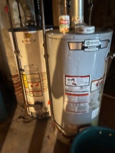 33 Gilbert St, Woonsocket RI 02895-6408 exterior