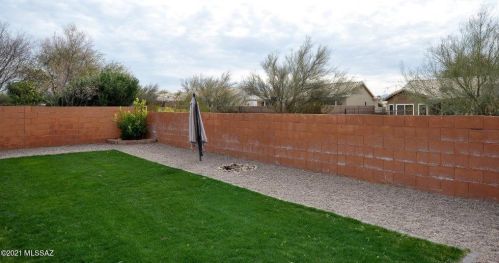 10070 Paseo San Rosendo, Tucson AZ 85747-5044 exterior