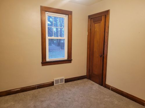 3308 Maple Grove Rd, Meskegon MI 49441-4138 exterior