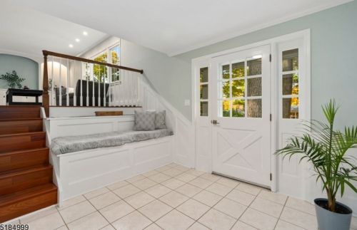 14 Stonehedge Ter, Sparta NJ 07871-1309 exterior