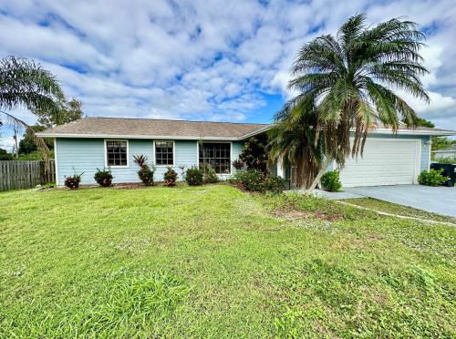 507 Aster Rd, Fort Pierce FL  34953-2904 exterior
