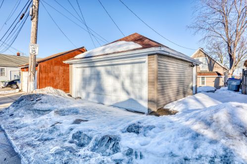 1963 8th St, Milwaukee WI  53204-3851 exterior