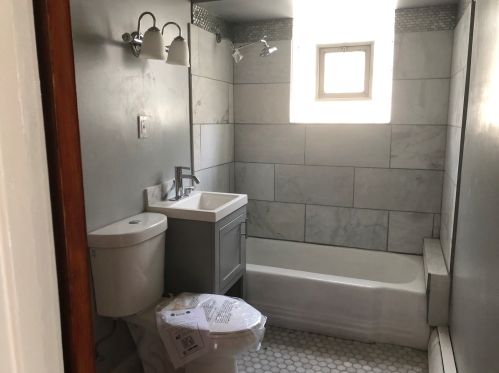 7520 Addison St, Chicago IL 60634-3335 exterior