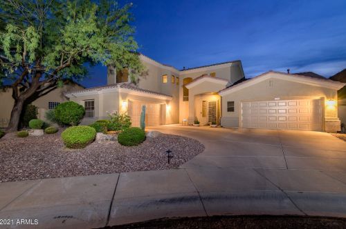 26420 41st Ln, Phoenix, AZ 85083-1627