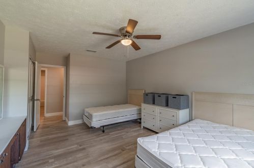 8216 Pleasant Ln, Riverview FL 33569-4733 exterior