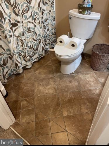 406 Circle Dr, Pottstown PA 19464-3661 exterior