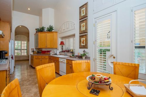 5829 Golden Eagle Dr, Tucson AZ 85750-0817 exterior