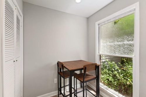 4406 Idlewood Ln, Tucker GA 30084-6454 exterior