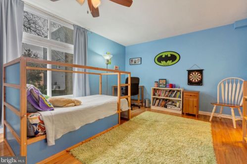 419 12 St, Philadelphia PA 19123-3733 exterior