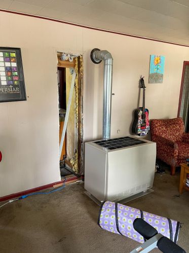 118 Ruddiman Dr, Meskegon MI 49445-3031 exterior