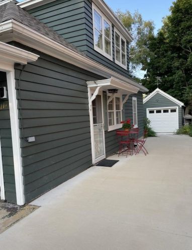 117 Marquette St, Madison WI 53704-5111 exterior