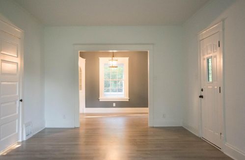 821 Kalamazoo St, Paw Paw MI 49079-1106 exterior