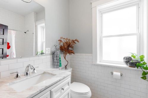 3882 Humphrey St, Saint Louis MO 63116-4825 exterior