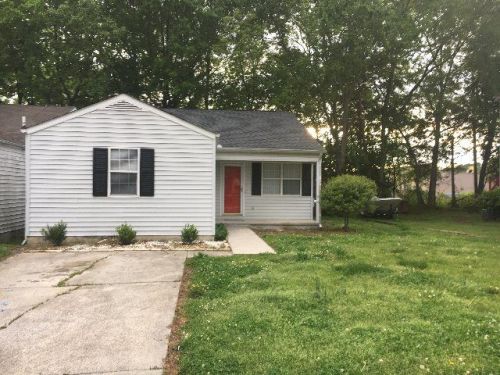 1413 Classic Chase Dr, Dalton, GA 30721-8487