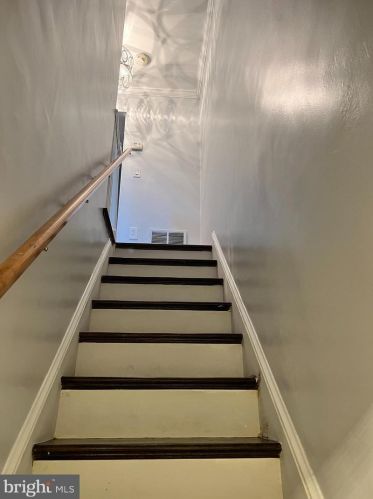 1340 Levis St, Washington, DC 20002-2925