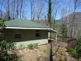 335 Hidden Springs Rd, Highlands, NC 28741-7519