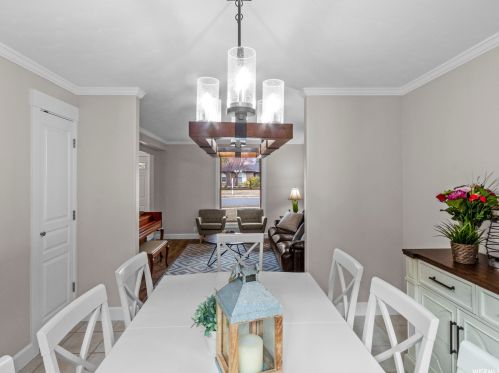 8160 1715, Sandy UT 84093-6852 exterior