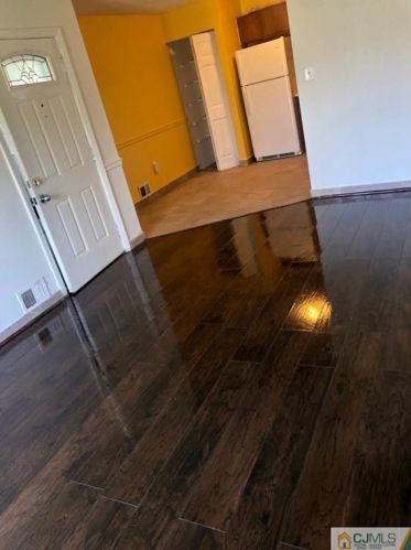 331 Lancaster Ct, Piscataway NJ  08854-6222 exterior