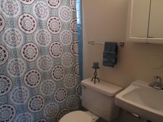 4801 Underwood Ave, Omaha NE  68132-2439 exterior