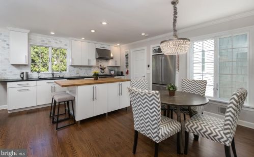 65 Linwood Cir, Princeton NJ 08540-3623 exterior