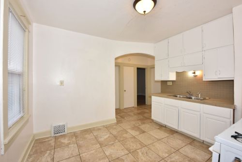 3460 Holton St, Milwaukee WI 53212-2935 exterior